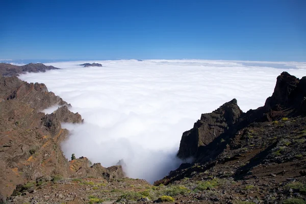 Montanha sobre nuvens em La Palma — Fotografia de Stock