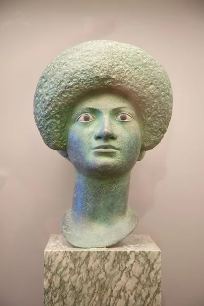 Зелений голову скульптура — стокове фото