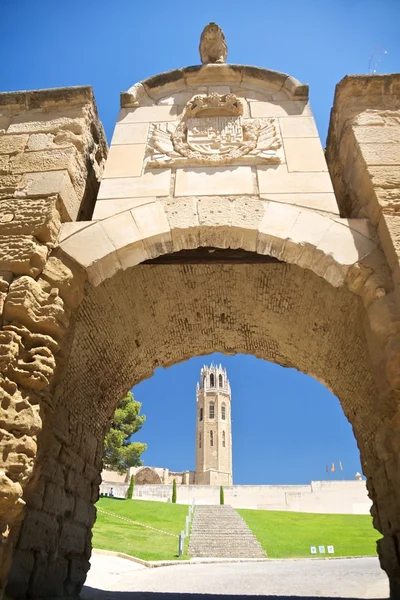 Porta dello scudo alla cattedrale di Lleida — Foto Stock