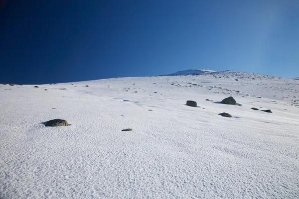 Groot sneeuw berg — Stockfoto