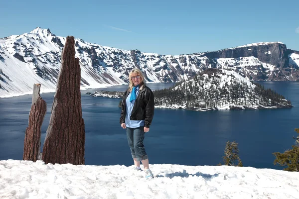 Een bezoek aan Nationaalpark crater lake, oregon. — Stockfoto