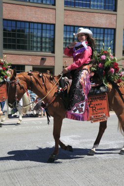 Portland - Haziran 12: Gül Festivali yıllık geçit aracılığıyla şehir merkezine 12 Haziran 2