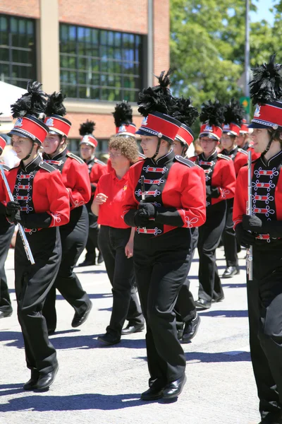 PORTLAND - JUNHO 12: Desfile anual do Rose Festival até o centro de 12 de junho, 2 — Fotografia de Stock