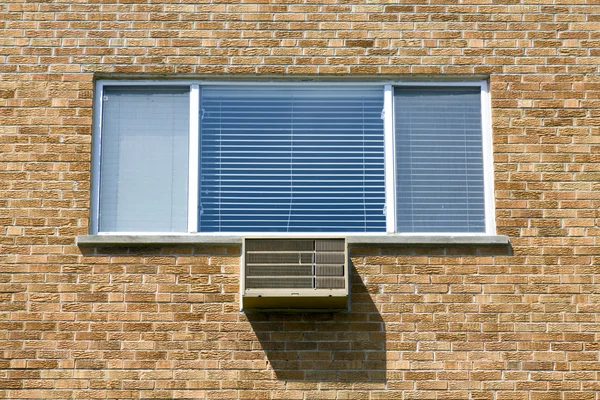 Fenêtre moderne — Photo