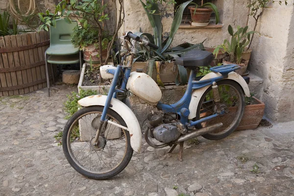 Vintage ciclomotor italiano — Foto de Stock