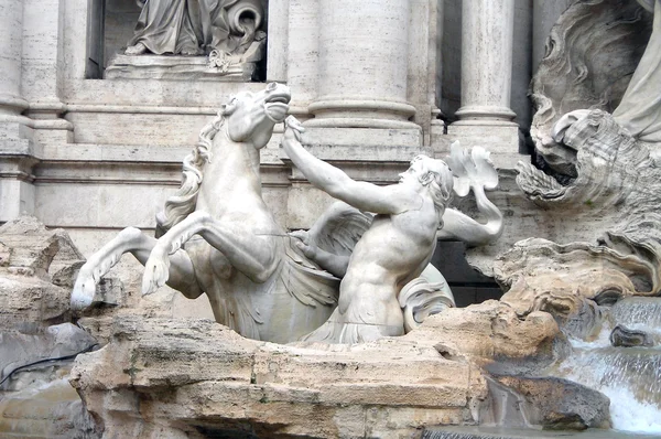 Trevi Çeşmesi - detay - Roma — Stok fotoğraf