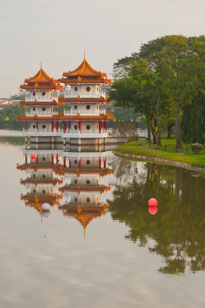 Twin pagodas — Stock Photo, Image