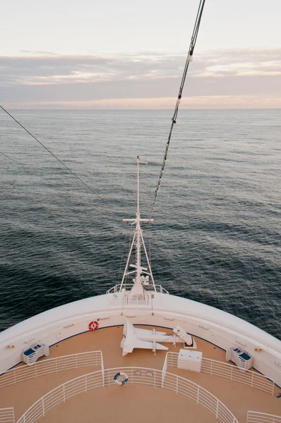 Cruise ship bow and sea — Stock Photo, Image