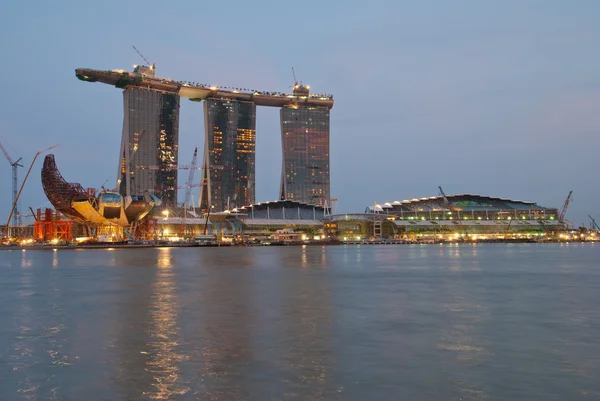 Newly completed Marina Bay Sands — Stock Photo, Image