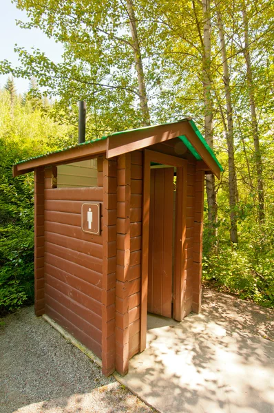 Pequeno banheiro cabana — Fotografia de Stock