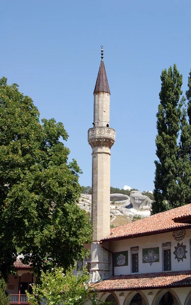 Minarete na antiga mesquita — Fotografia de Stock