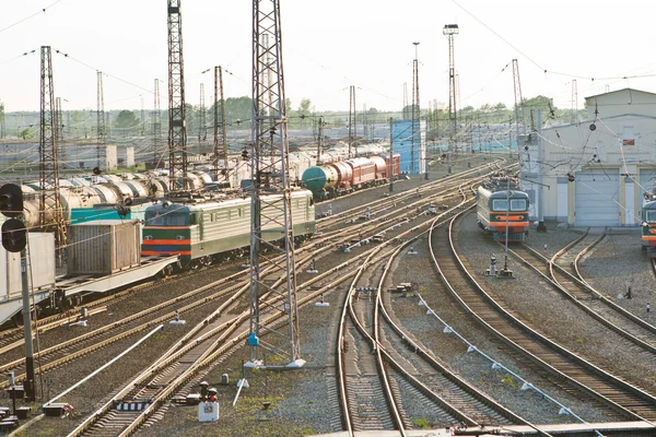 Goederentreinen en spoorwegen — Stockfoto