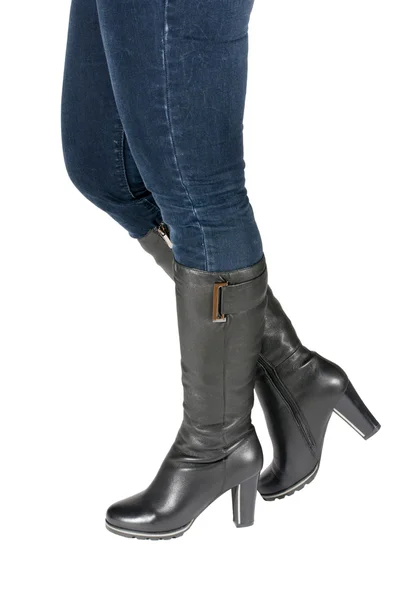 Boots beyaz izole kadın bacakları — Stok fotoğraf