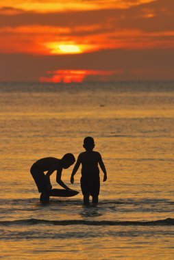 Silhouette view activity