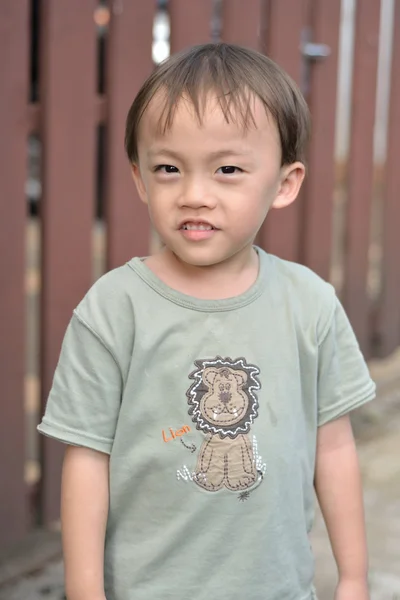 Asiático chico —  Fotos de Stock