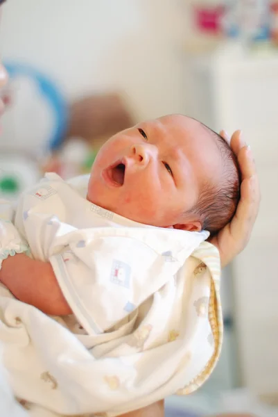 生まれたばかりの乳児 — ストック写真
