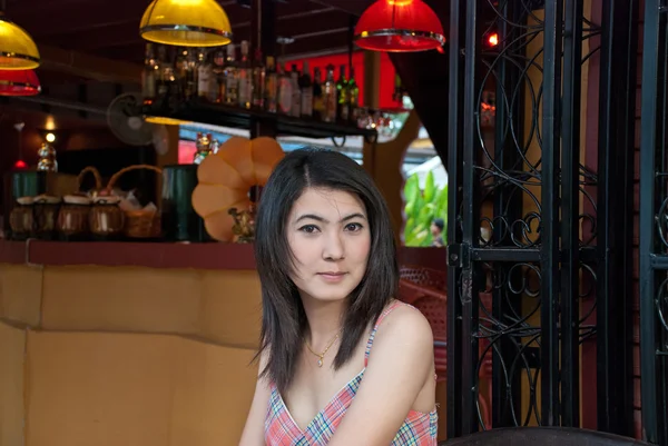 Portret pięknej pani Azji — Zdjęcie stockowe