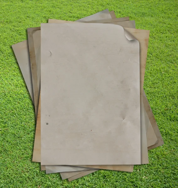 Набор пустых старых бумаг — стоковое фото
