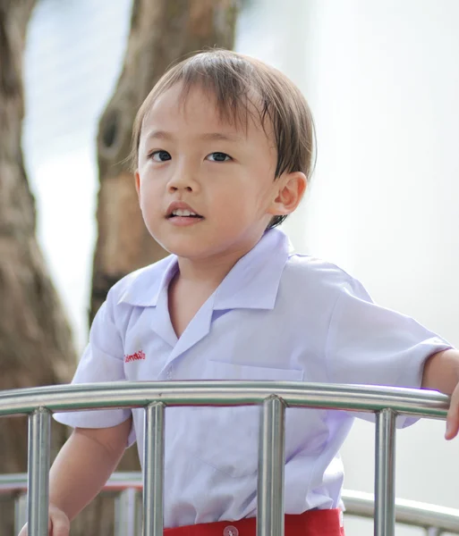 Joven asiático chico —  Fotos de Stock