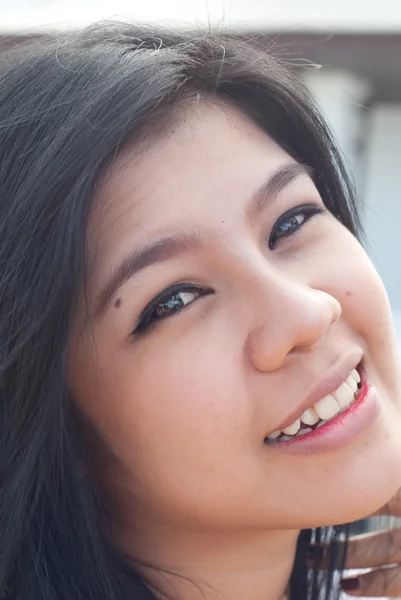 かわいいアジアの若い女性 — ストック写真