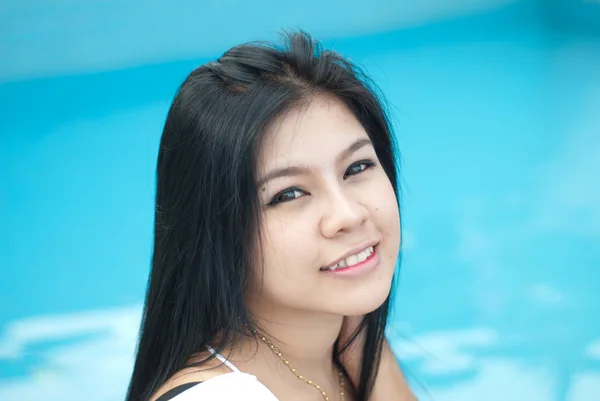 Carino asiatico giovane donna — Foto Stock