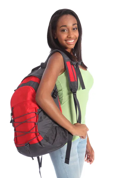 Africké americké dospívající školačka s batoh — Stock fotografie