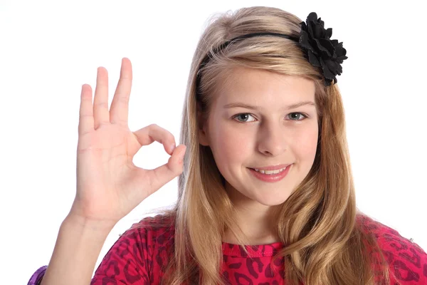 Spaß positive okay Handzeichen von glücklichen Schulmädchen — Stockfoto