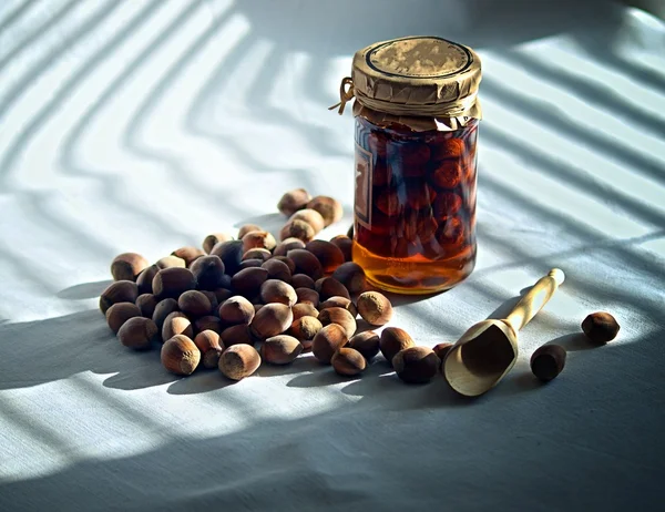 Still life with hazelnuts — Stock Photo, Image