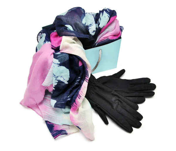 Sjaal met zwarte handschoenen — Stockfoto