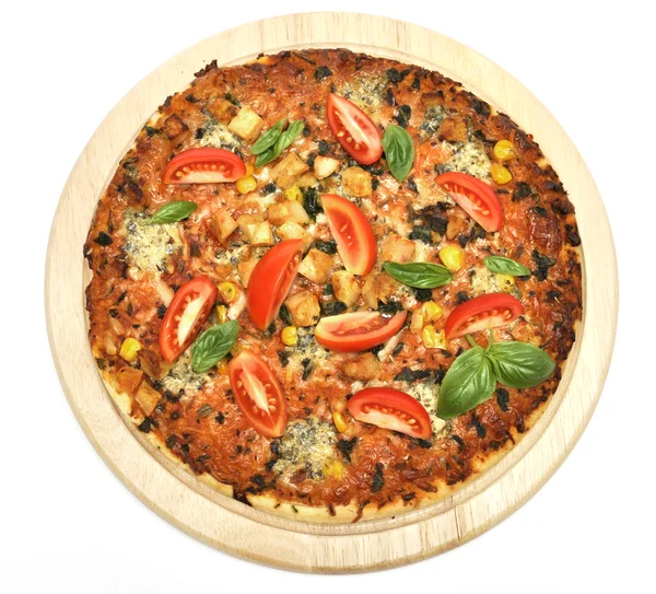 Pizza se šunkou a rajčaty — Stock fotografie