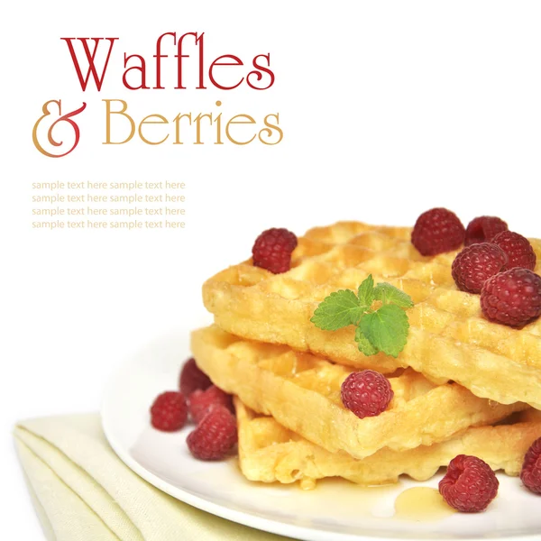 Waffle ve ahududu — Stok fotoğraf