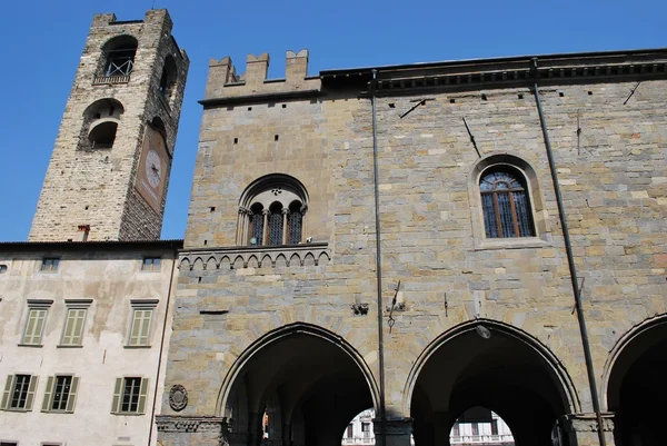 Sino da torre, Bergamo — Fotografia de Stock