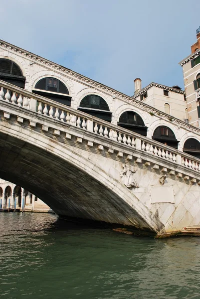 Ponte di Rialto a Venezia — Foto Stock
