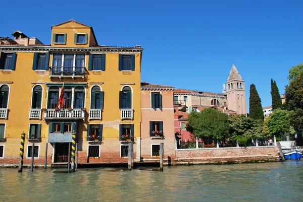 Casas en Gran Canal, Venecia —  Fotos de Stock