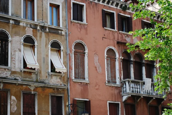 Hus fasad, Venedig — Stockfoto