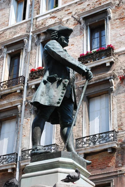 Estátua de carlo goldoni — Fotografia de Stock