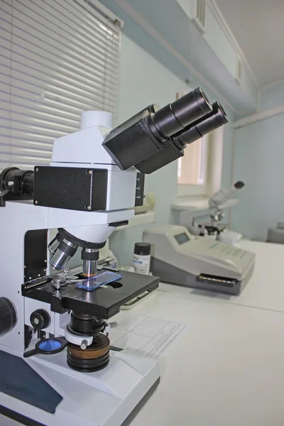 Микроскоп — стоковое фото