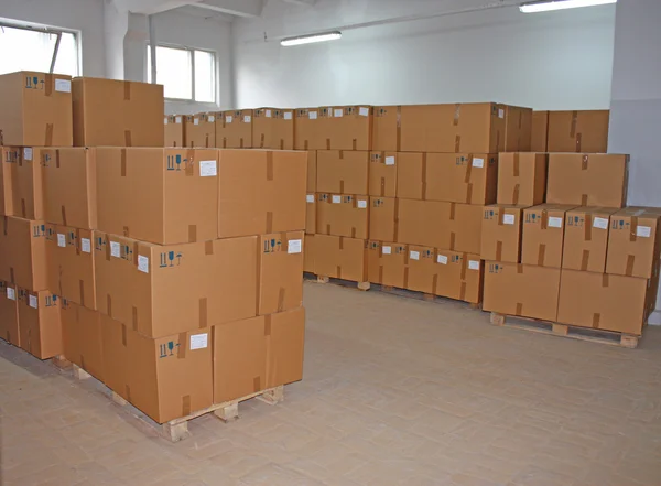 Almacén de cajas de cartón —  Fotos de Stock