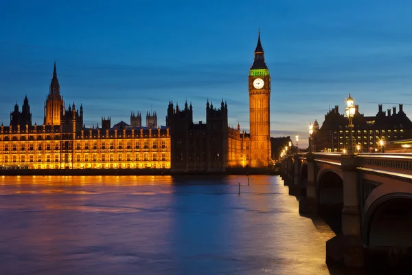 Big Ben und Parlamentsgebäude lizenzfreie Stockfotos