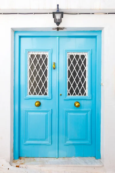 Синій двері — стокове фото