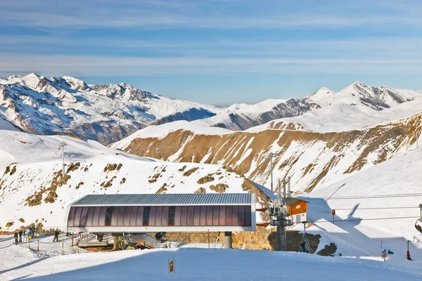 Stacji kolejki linowej w francuskich Alpach — Zdjęcie stockowe