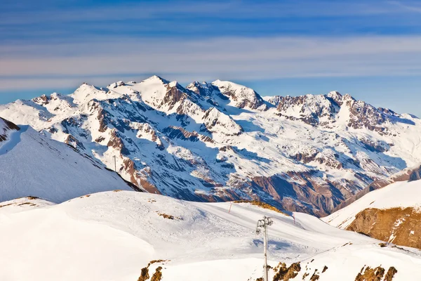 Pistes de ski dans les Alpes françaises — Photo