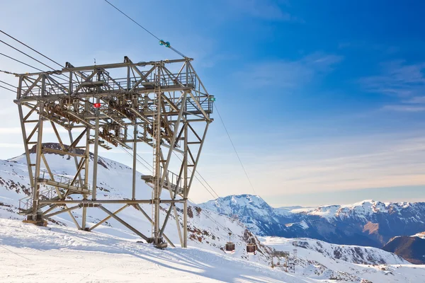 Funicular en los Alpes franceses — Foto de Stock