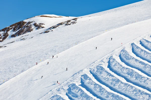 Declives de esqui em Alpes Franceses — Fotografia de Stock