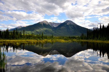 Vermillion Lake reflection clipart