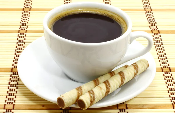 Tazza di caffè con biscotti — Foto Stock