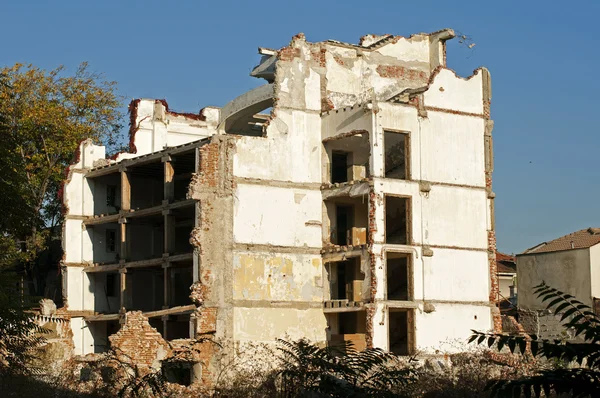Vecchio edificio demolito — Foto Stock