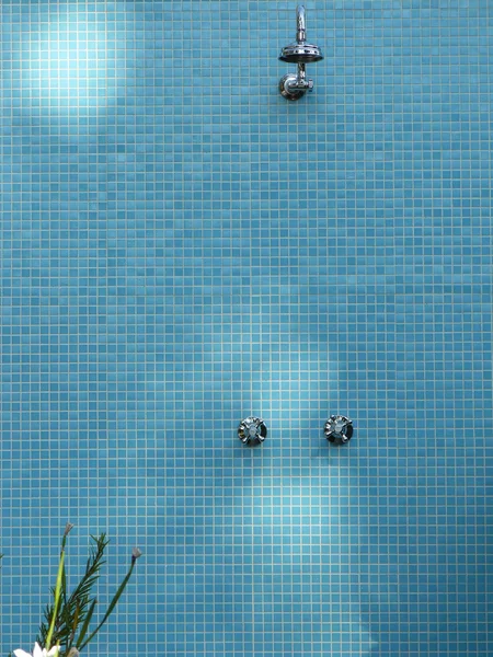 Blue Mosaic shower bathroom — Stock Photo, Image