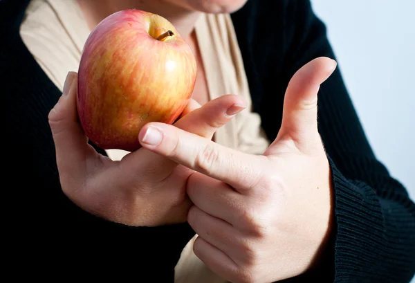 リンゴを見てください。 — ストック写真