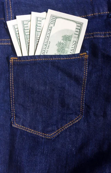 Доллары в кармане — стоковое фото